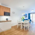 Ground Floor Kasprowicza 20B